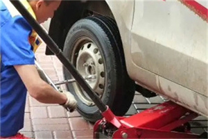 延吉新村附近拖车24小时服务热线电话